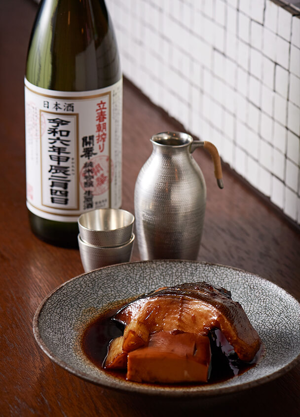 日本酒と煮魚